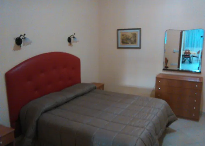 Mediterraneo שאקה